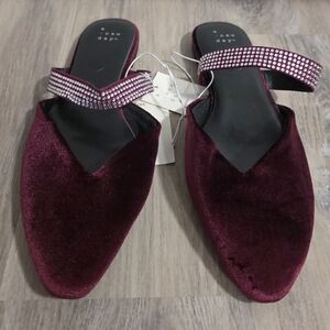 A New Day Maxine Mules in Burgundy Velvet with a Rhinestone Strap Size 8.5 NWT